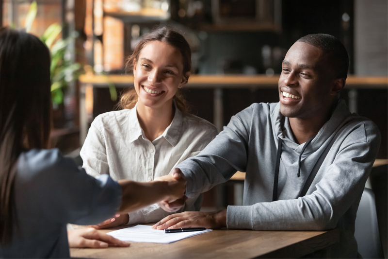 Couple receiving landlord advice